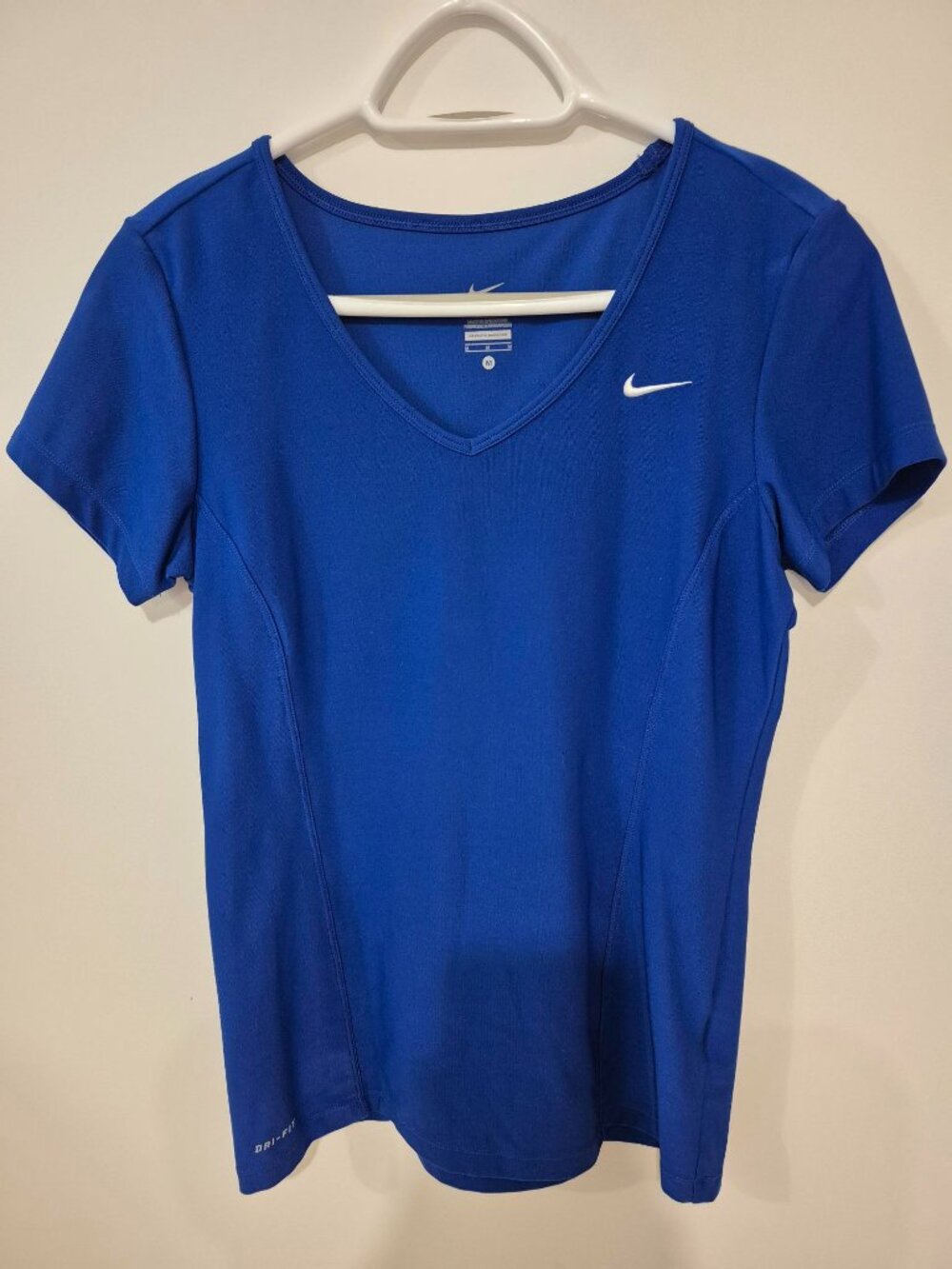 Nike Dri-Fit Tee - M